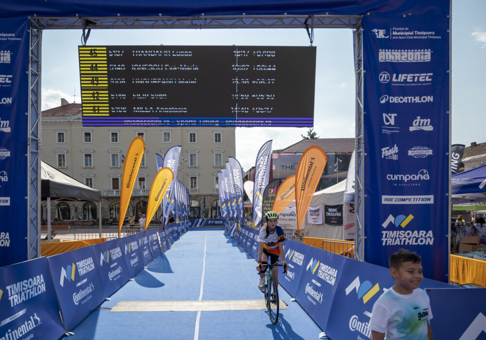 cristiAn_tZecu